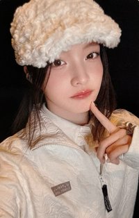 NOT CUTE ANYMORE 日咖 來日紀念 幸運卡 