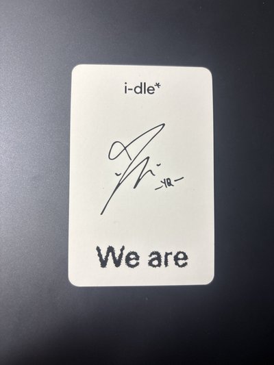 We are 特典卡  貓掌琦