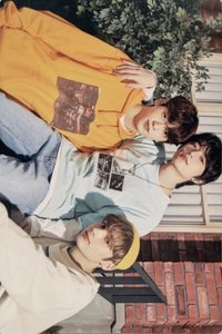 22 FANLIVE 隨機卡 