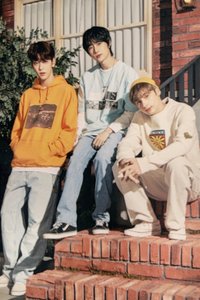 22 FANLIVE 隨機卡 