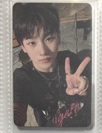 專卡比✌🏻
