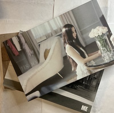 Jisoo ME特別版寫真 空專