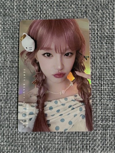 雨琦 Fenty Beauty代言卡