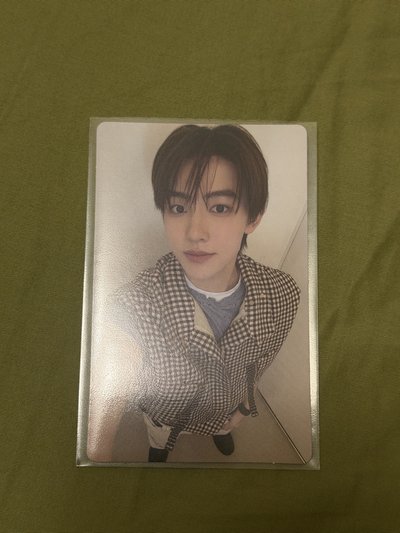 cortis aaa嚴成玹特典