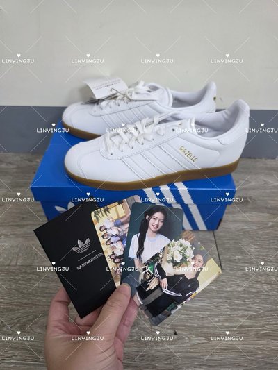 愛迪達1.0代言卡&鞋