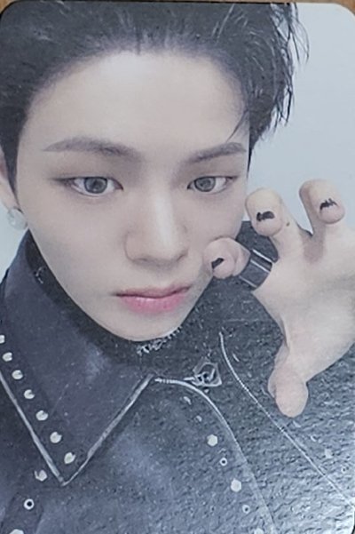 EVNNE 成員文淨泫 (Mun Jung-hyun)