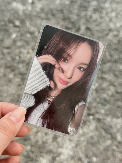 izna 卡套愛 微損