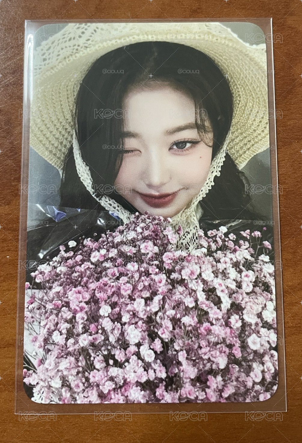 IVE sw 捧花 員