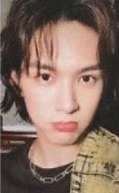 迷你六 BE AWAKE ver. 專輯卡 