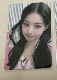 IVE 楠藝 特典 睡衣員（偏粉色調）