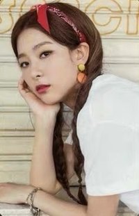 二巡 周邊卡 側身琪