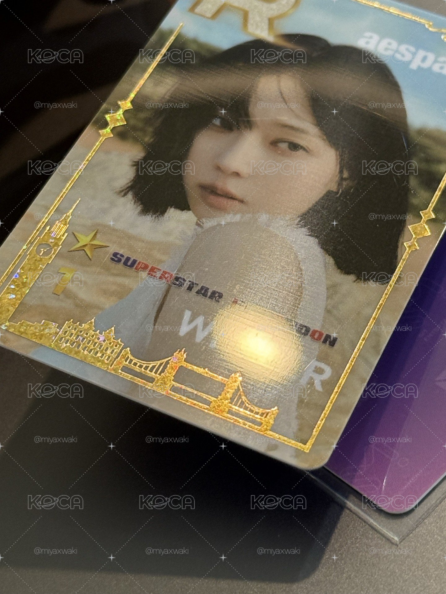 我的眼神給出去了 身體形成一個X型👀