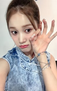 Bubble am 2.0 簽售卡 