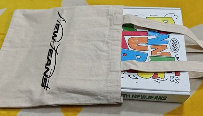 【有含小卡】NewJeans 會員禮 一期 瘦身窄盒版 BUNNIES CLUB 2023 (內容物完整無缺件)