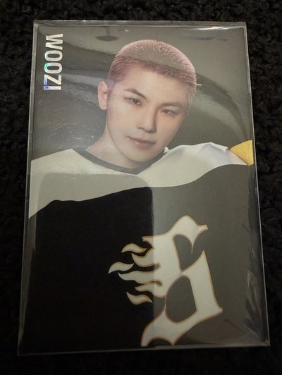 李知勳卡們 WOOZI卡們