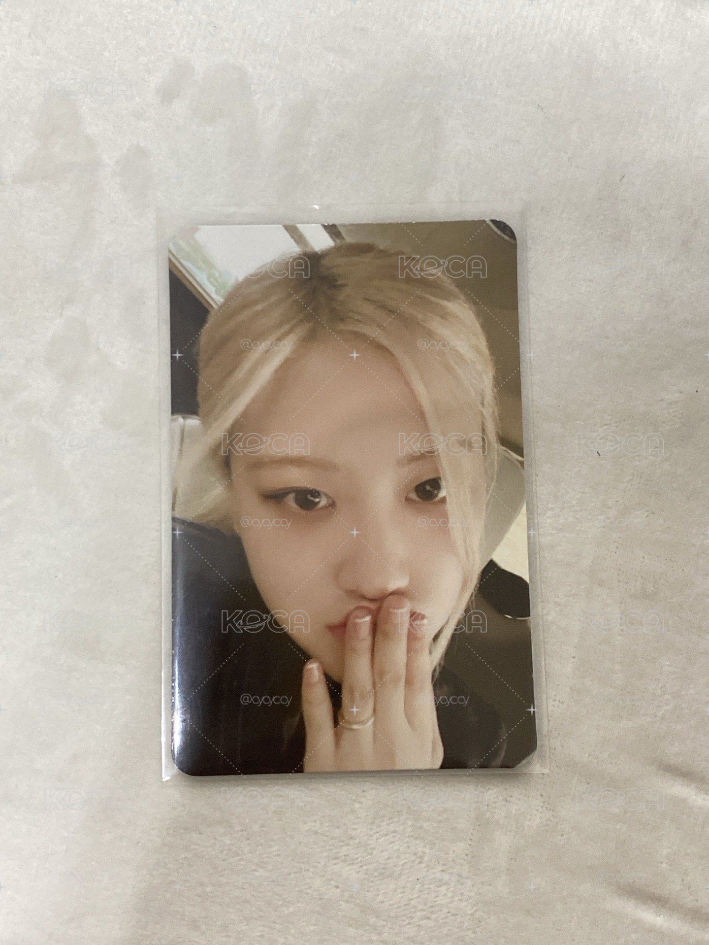 BORN PINK 專輯卡 Black ver.B 捂嘴肉