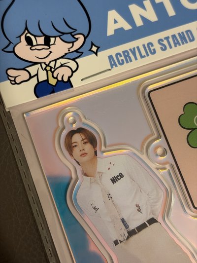 Anton快閃店立牌/吊飾
