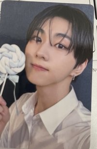 正二 yzy 預售1.0 特典卡 拿花