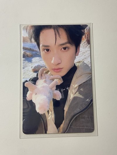 嚴浩翔秋日團固