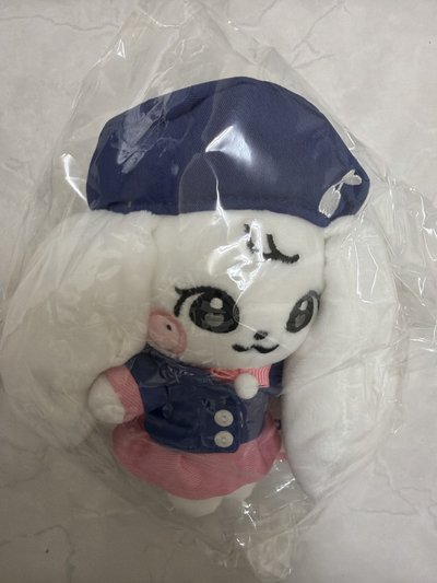 制服員娃