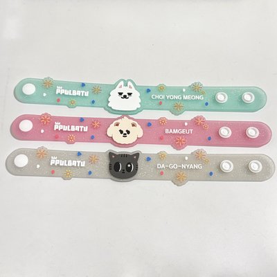 TXT 官方 髮夾 徽章 橡膠手環 吊飾 壓克力拍照道具