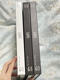 正規二（中，缺海報、外殼微損。補電專貼紙、小卡*1）