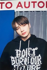 迷四 yzy 3.0 簽售卡 