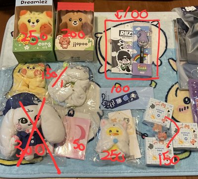 男團未拆專周邊