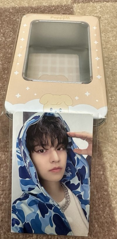 全新未拆SKZ鐵盒（含鐵盒卡）+滿額卡