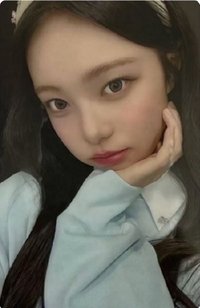 LILY BROWN 代言卡 