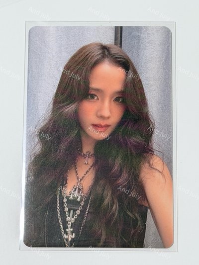 JISOO AMORTAGE 隨機卡