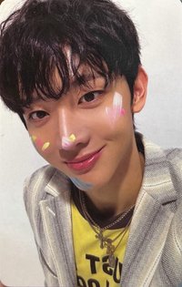 HOT MESS 專輯卡 