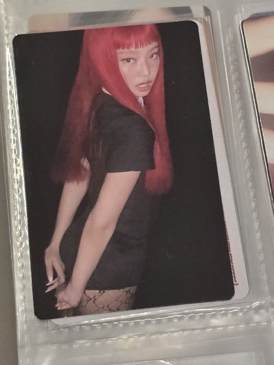 JENNIE 金珍妮 RUBY