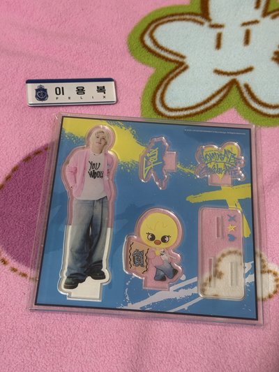 SKZ 3rd 世巡安可快閃店 + 釜山快閃名牌 菲 立牌 名牌