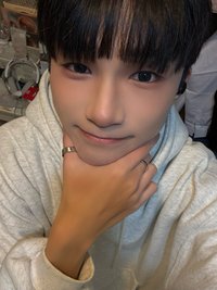 柒柒