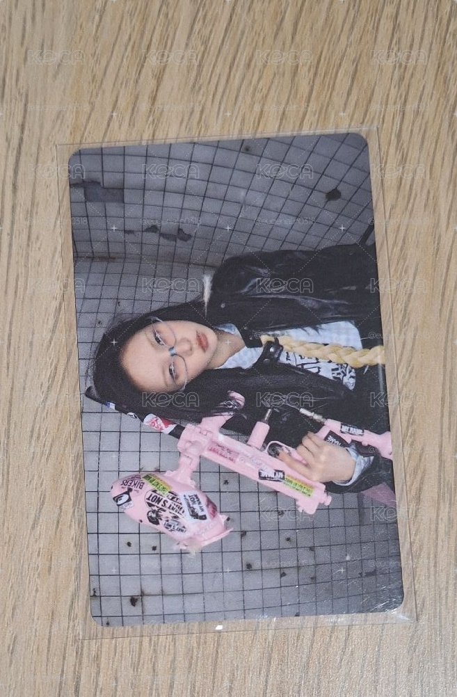 yunah hmv預售特典卡