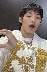 Trophy poca版 專輯卡 