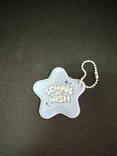 Nct wish Sion 吳是溫 School of wish村巡周邊 證件照星星吊飾