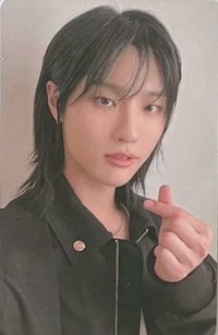 ONLY LOVERS LEFT 專輯卡 