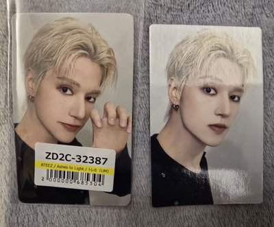 Ash日專友榮小卡