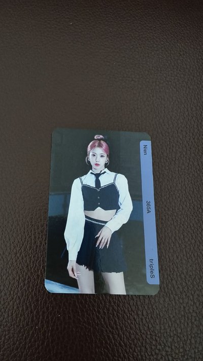 tripleS @% 場限卡 S13 Nien 念慈 AA363-365 一套