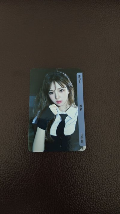 tripleS @% 場限卡 S19 HaYeon 夏妍 AA363-365 一套