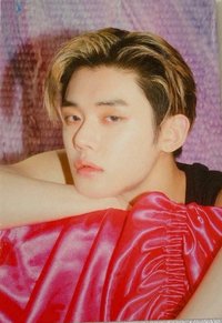 Hybe Insight 周邊卡 