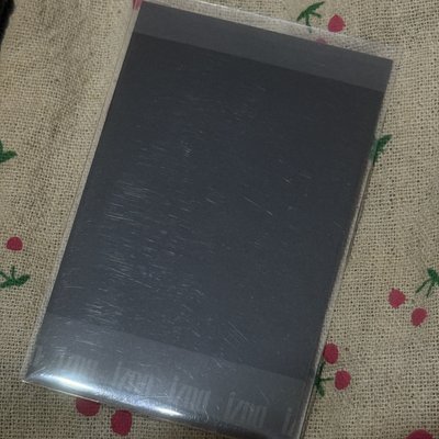 izna saebi 專輯卡