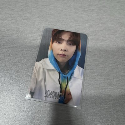 LOVEHOLIC 專輯卡 C ver Johnny