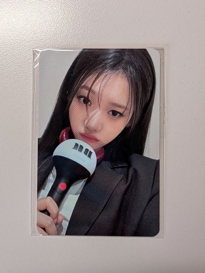 BABYMONSTER 手燈卡 線下 茶 RORA