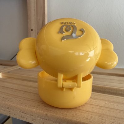 TWICE LOVELYSxBANDAI 1.0 萬代 戒指 扭蛋