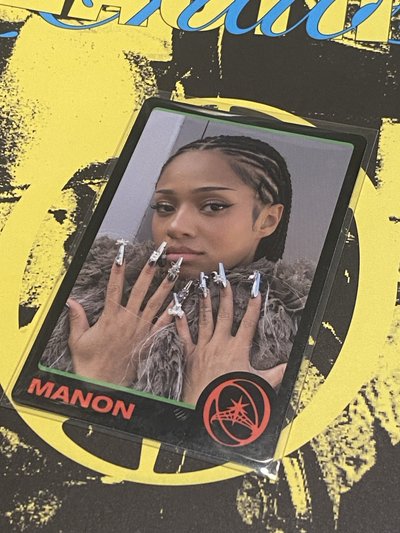 {katseye} 迷你二黑膠卡（環球）