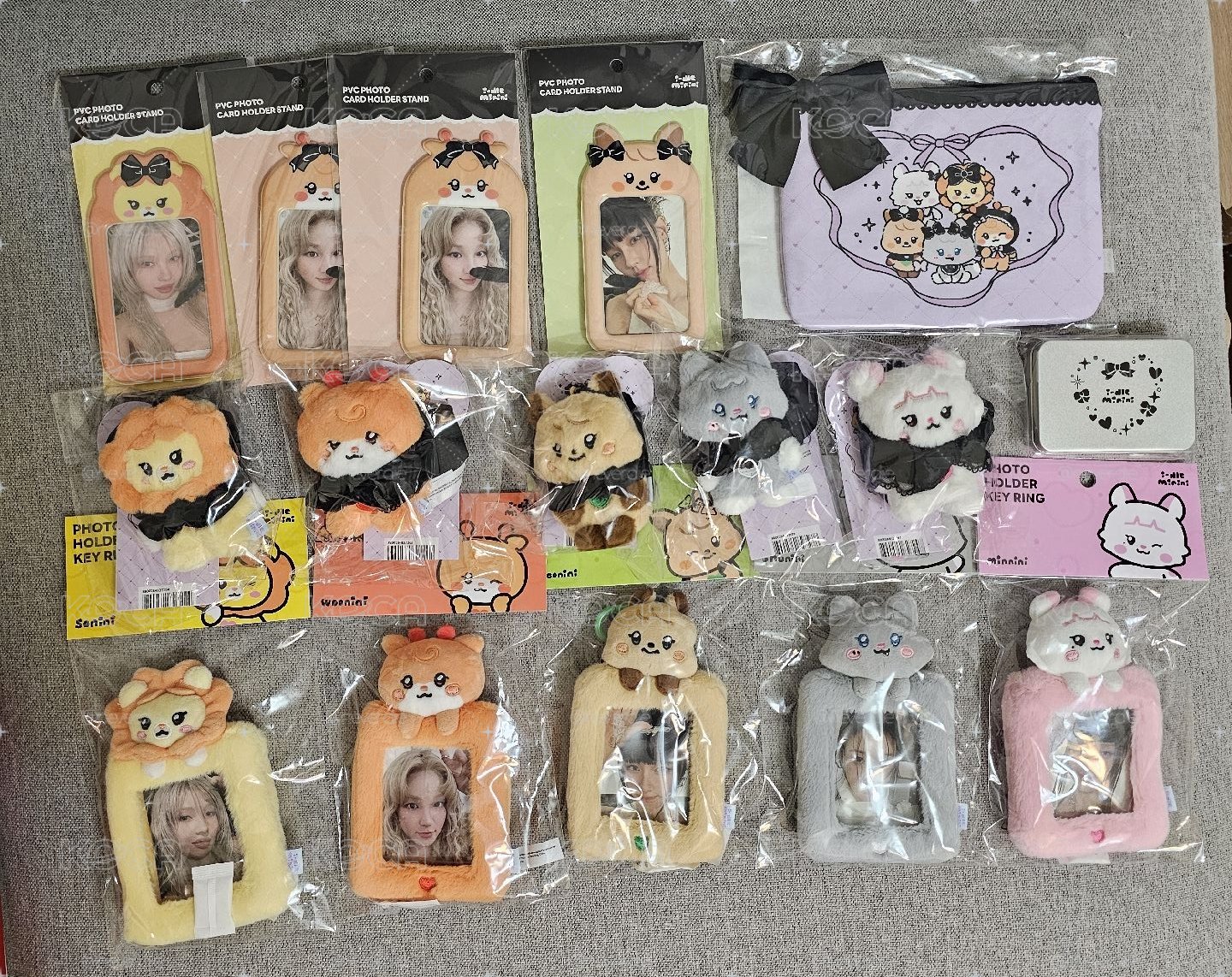 [ i-dle* ] 迷八快閃周邊盒娃 吊飾 卡套 鐵盒 貼紙