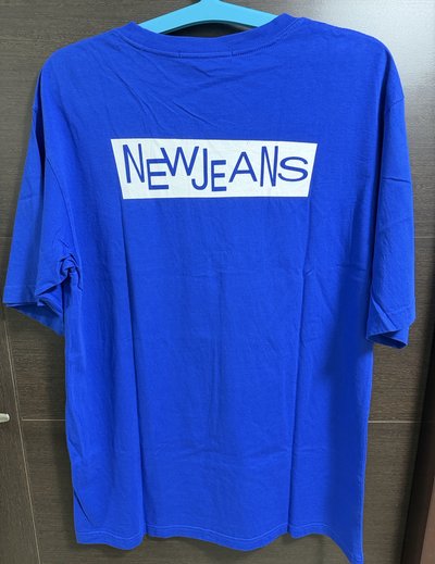 NewJeans tokki藍色T恤 L size